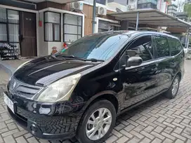 GRAND LIVINA 1.5 MATIC 2012 Pemakaian pribadi