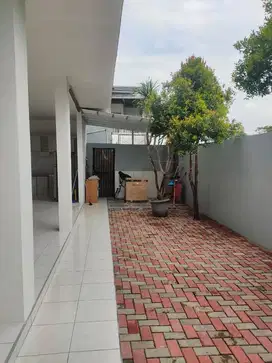 Rumah Bagus Furnished Siap Huni Di Cluster Beverli Lippo Cikarang