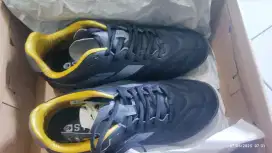 Sepatu Mini Soccer MILLS ENZO TF uk.42