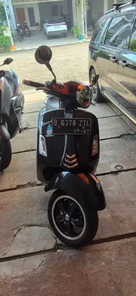 Di jual vespa GTS IGET 150 ABS