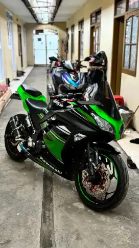 Kawasaki Ninja 250 fi KRT