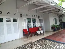 Rumah 2 Lantai Luas & Nyaman di Tebet Barat Dekat Tol dan Mall