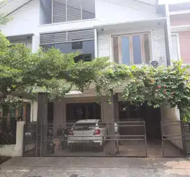 Dijual Rumah 2Lantai Di Kucica Sektor 9 Bintaro Jaya
