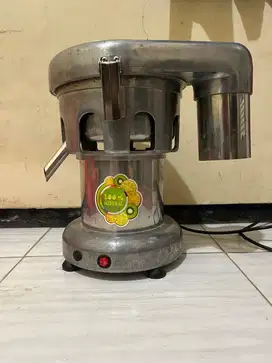 Blender/slow juicer/ juice extractor