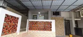 DI SEWAKAN RUMAH BAGUS 2.5 LANTAI SI PALEM SEMI KARAWACI