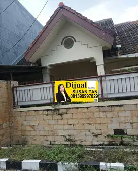 DIJUAL Rumah Nyaman & Strategis Griya Babatan Mukti Surabaya Barat