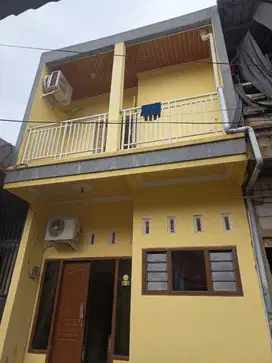 Rumah Kampung 2 Lantai Lokasi Sedati Gede By pass Juanda Sidoarjo