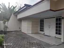 Dijual Rumah Bunga-bunga Suhat Malang, Luas Tanah 266 Dekat Kampus UB