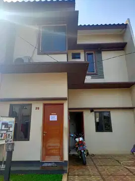 Dijual rumah BU