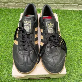 Sepatu adidas type hamburg