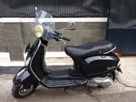 VESPA LX 125 CARBU TAHUN 2011