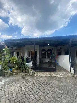 RUMAH MURAH DALAM KOMPLEK BESAR MEDAN JOHOR