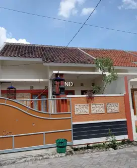 Jual rumah lokasi gedangan baki luas 80m hrg 400jt nego
