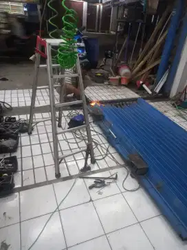 Tukang spesialis service rolling door folding gate