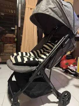 Stroller Cocolatte Iconic Plus Cabin Size