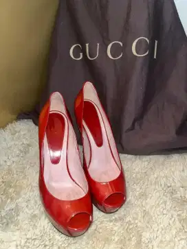 Sepatu Gucci Original lengkap dus bag merah mewah