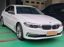 BMW 520i luxury 2019 G30 like new
