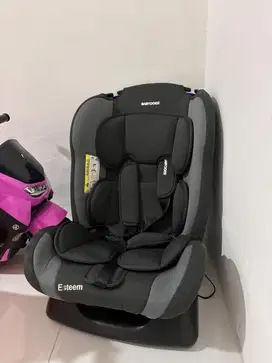 Car seat baby does