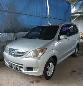 Xenia xi Automatic 1.300cc 2010