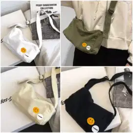 Tas slingbag selempang