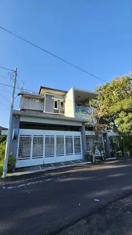 Rumah mewah Solo kota di Banyuanyar Banjarsari