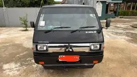Mitsubishi L300 pick up