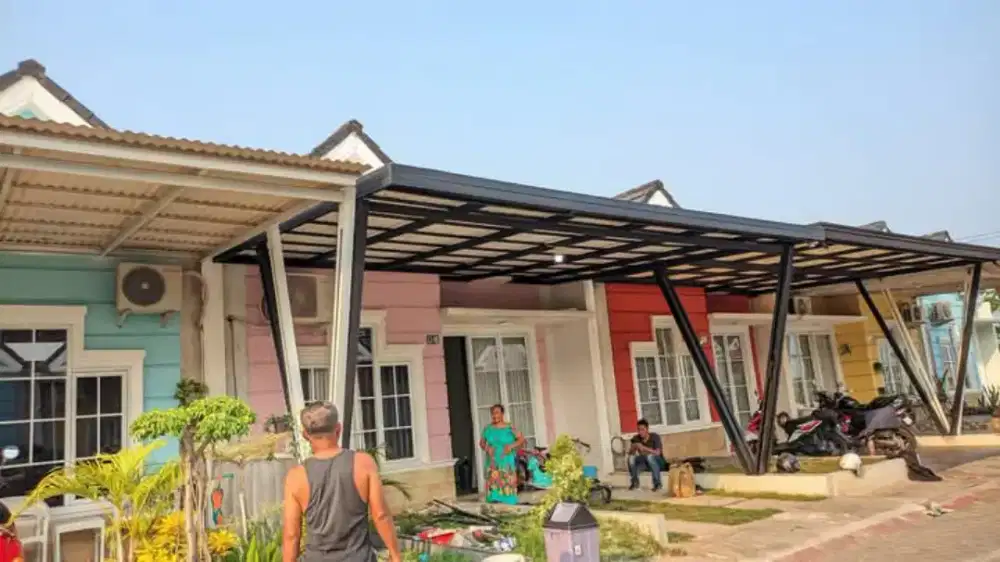 Kanopi baja ringan terpasang rapi