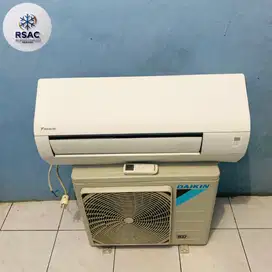 AC DAIKIN 1/2 PK BARU 7 BULAN LIKE NEW