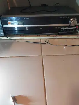 Ampli rakitan blutut dan karoke