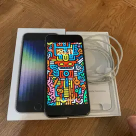 Ex Digimap (Ibox): Iphone SE 2022 (Gen 3) Fullset Mulus No Minus