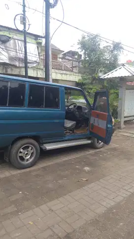 Toyota Kijang 1987 Bensin