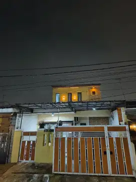 Rumah Nyaman Strategis 1.5 lantai