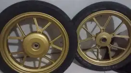 Velg dan Ban UK 14 buat Scoppy