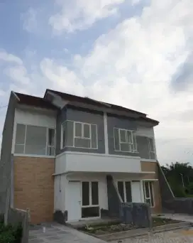 Jual rumah bondowoso  ( dalam kota)
