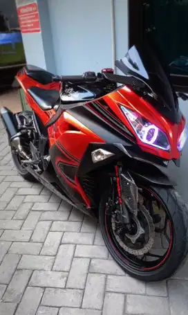 Dijual Kawasaki Ninja 250 FI ABS SE 2013 Orange