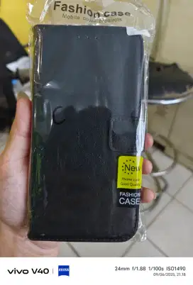 Sarung Buku Realme 7 Sejenisnya.