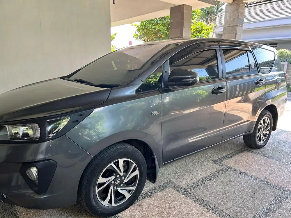 Kijang Innova G Luxury 2.0