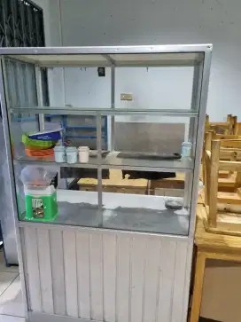 Jual etalase kaca aluminium