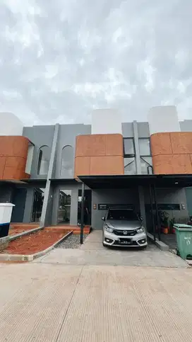 Disewakan Rumah 2 Lantai