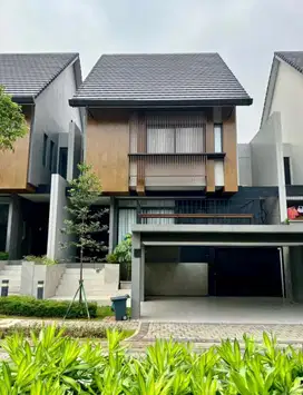 Di Jual Murah Rumah 10x18 2,5 Lantai Greenwich BSD