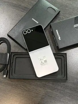 Samsung z flip 6  12/256gb sein