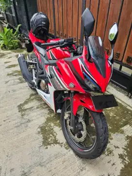 Honda CBR150r 2020 Merah Putih Terawat