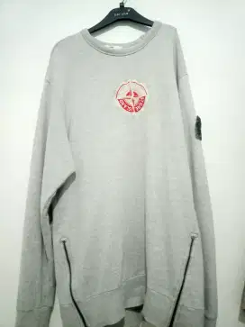 sweter stone island