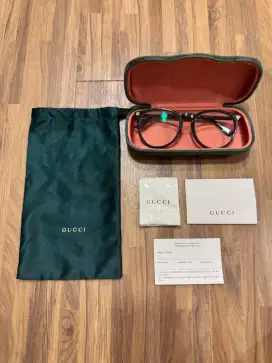 Kacamata Wanita Gucci