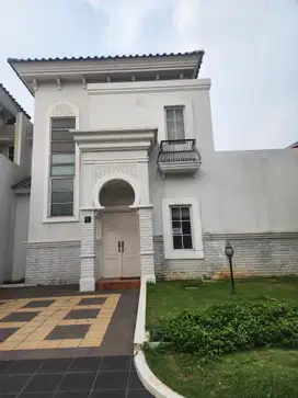 Disewakan Murah Rumah Alicante Paramount Gading Serpong