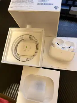 Airpods pro 2 USB C second