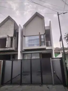 Jual Rumah Baru Furnish Mojoklanggru Surabaya