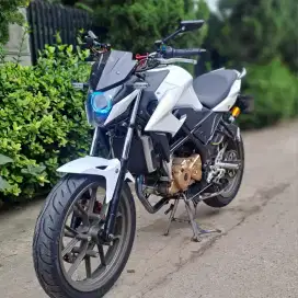 HONDA CB 150 R (2015)