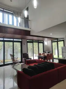 Rumah Mewah Minimalis di Kumala Garden Pasteur