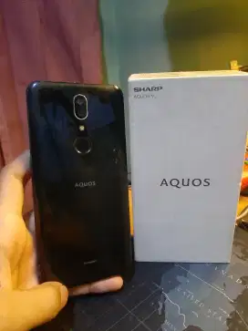 Sharp Aquos V 4/64